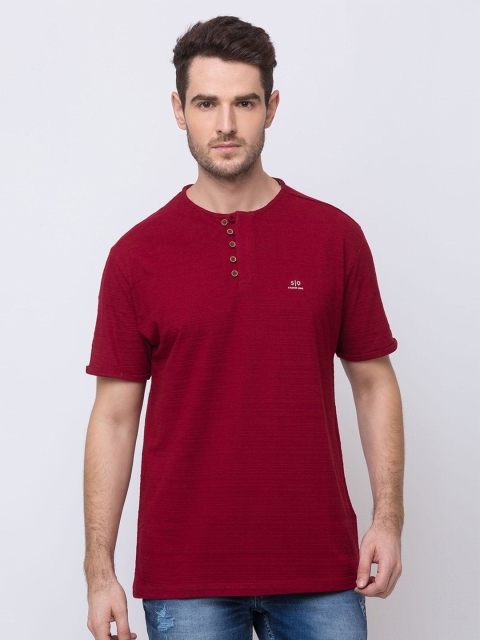 

Status Quo Men Maroon Henley Neck T-shirt