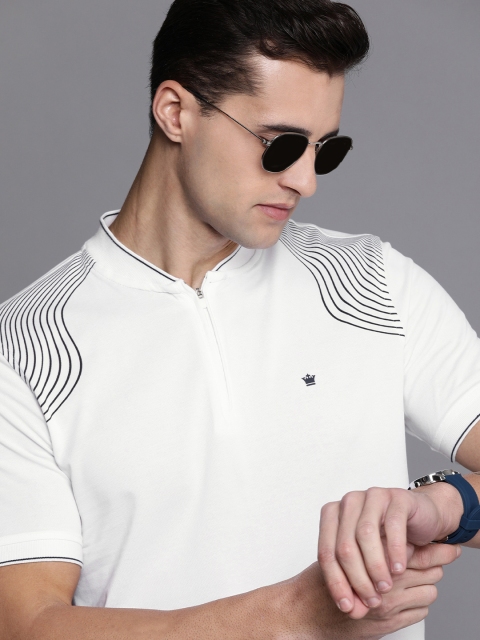 

Louis Philippe Men White & Black Printed Polo Collar Casual T-shirt