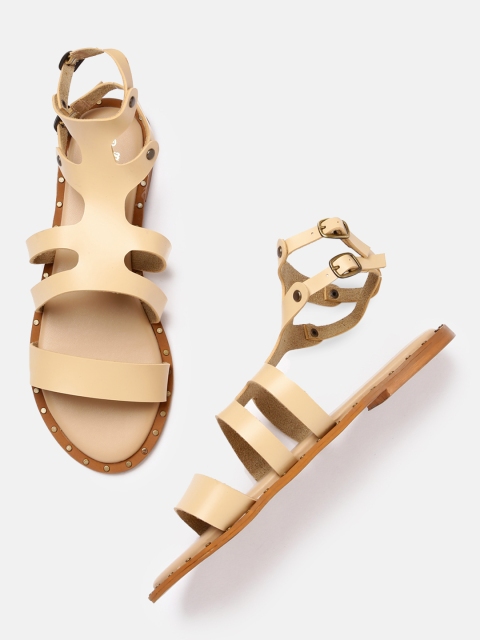 

Roadster Women Beige Solid Gladiators