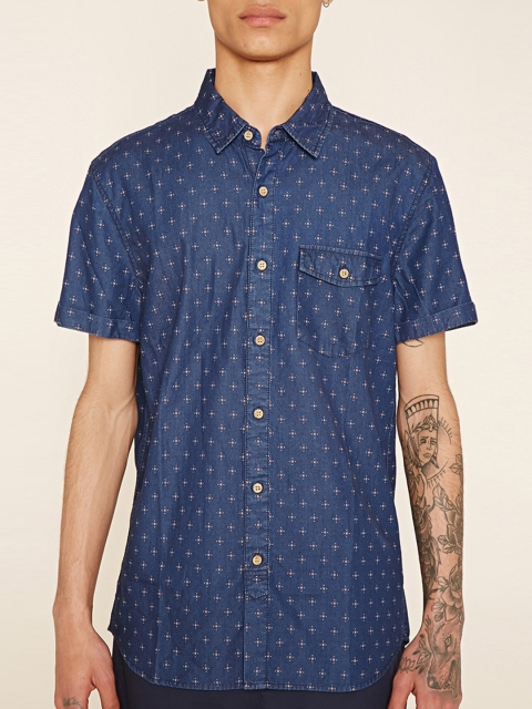 

FOREVER 21 Men Blue Printed Chambray Shirt