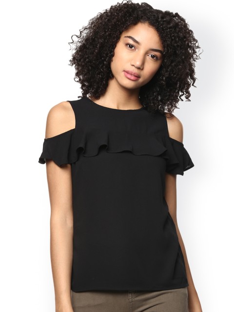 

Harpa Black Cold Shoulder Top