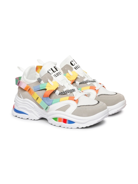 

MOZAFIA Men Grey Running Shoes