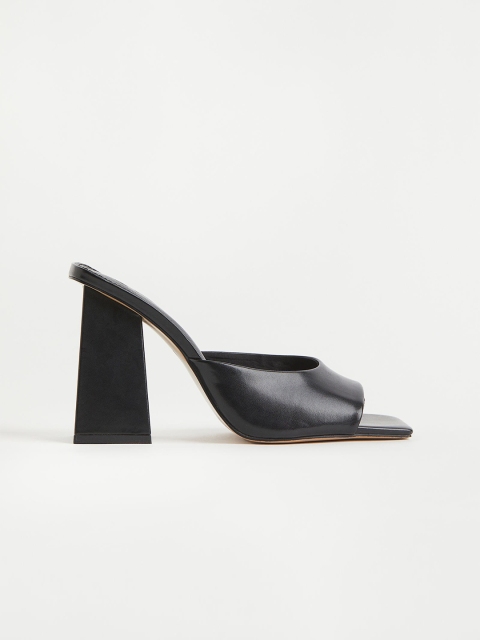 

H&M Black Solid Mules