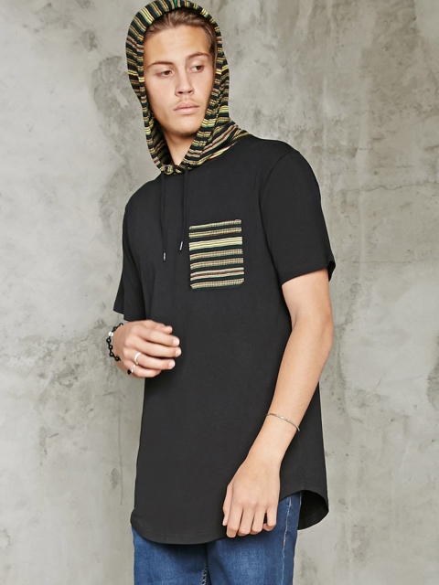 

FOREVER 21 Men Black Solid Hooded T-shirt