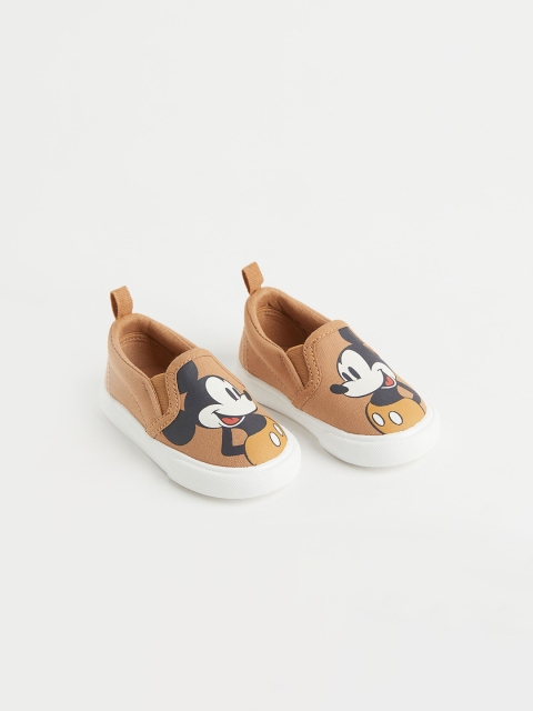 

H&M Girls Beige Slip-on Printed Trainers