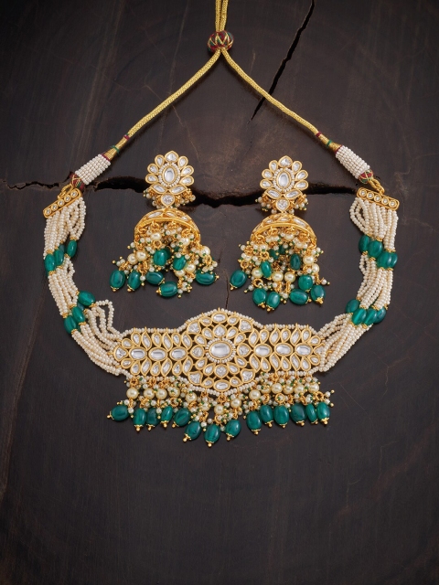 

Kushal's Fashion Jewellery Green & Gold-Toned Gold-Plated Vilandi Necklace