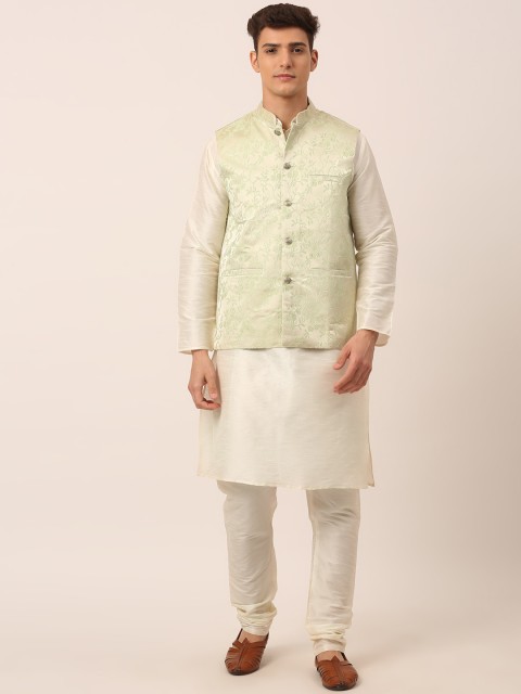 

Jompers Men Cream-Coloured Kurta with Churidar