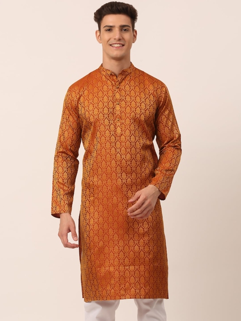 

Jompers Men Maroon & Gold-Toned Geometric Woven Design Kurta