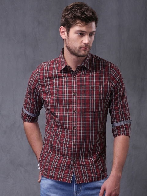 

WROGN Maroon Slim Fit Checked Casual Shirt