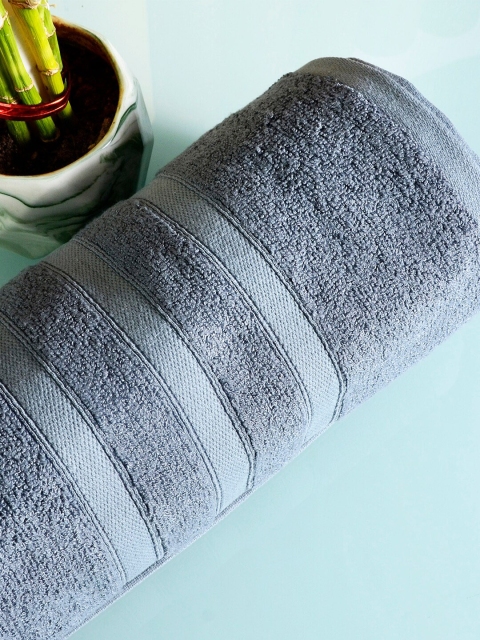 

Divine Casa Unisex Grey Bath Towels