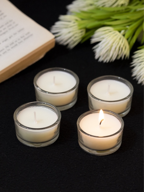 

MARKET99 Set Of 4 Glass Candles, White