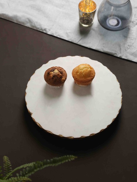 

Amoliconcepts White & Gold-Toned Solid Food Platter