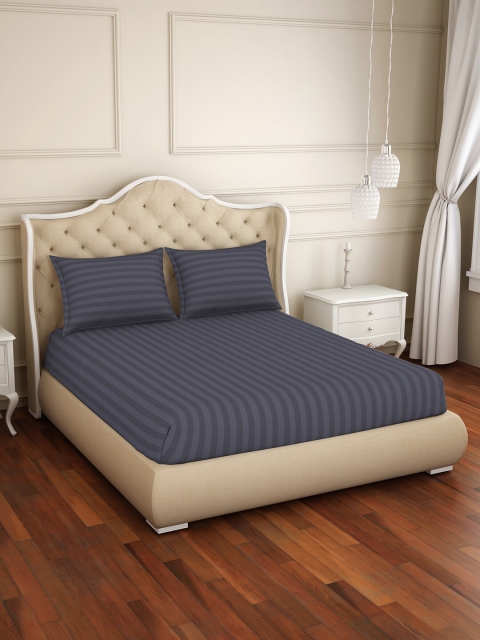 

WELHOME Grey Striped 210 TC King Bedsheet with 2 Pillow Covers