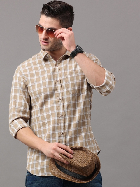 

HERE&NOW Men Beige & White Slim Fit Checked Casual Shirt
