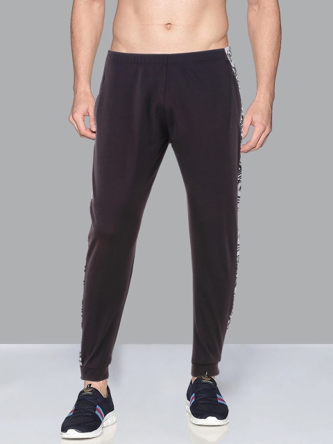 

AVOLT Men Black Solid Cotton Slim-Fit Joggers