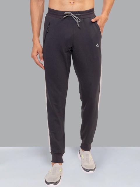 

AVOLT Men Grey Solid Slim Fit Joggers