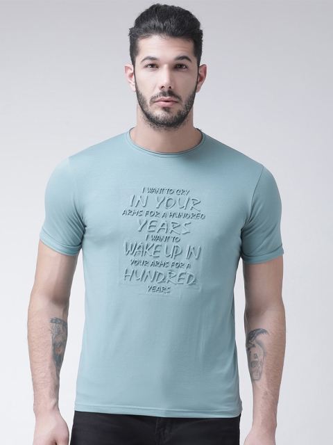 

Rex Straut Jeans Men Green Typography Printed Raw Edge Slim Fit T-shirt