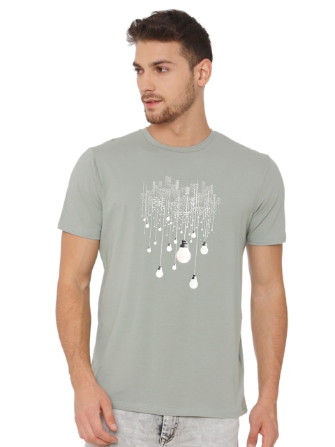 

Rex Straut Jeans Men Green Typography Printed Raw Edge Slim Fit T-shirt