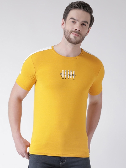 

Rex Straut Jeans Men Yellow Typography Slim Fit T-shirt