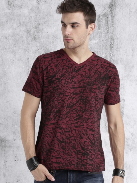 

RDSTR Men Red & Black Printed T-shirt