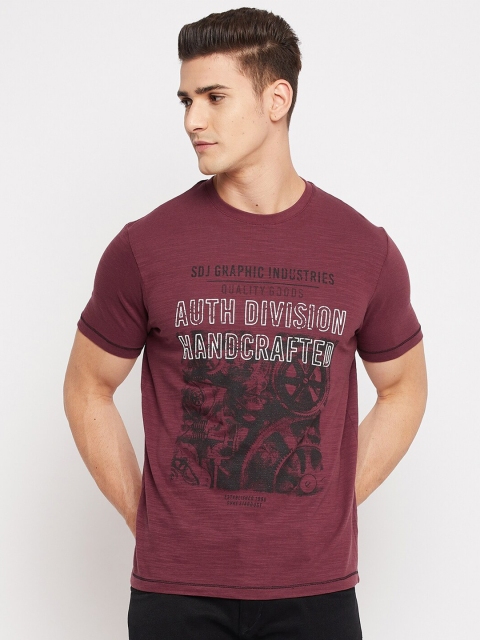 

Duke Men Maroon Typography Printed Slim Fit T-shirt