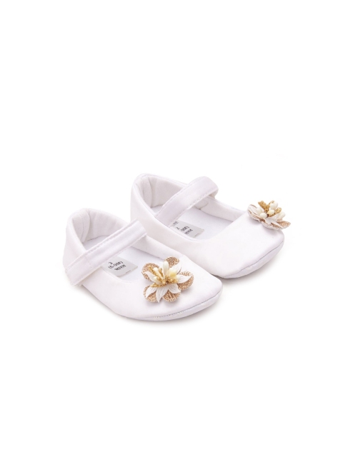 

Hopscotch Infant Girls White Floral Applique Booties