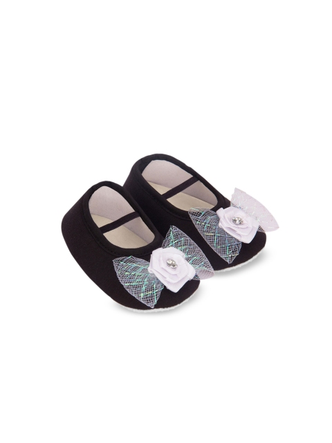 

Hopscotch Girls Black Self-Design Booties
