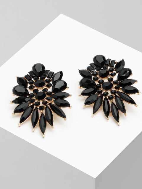 

Wild & Free Gold Plated & Black Classic Studs Earrings