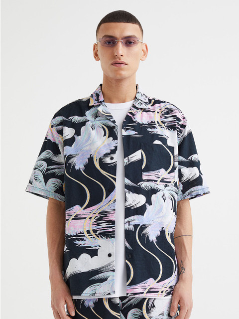 

H&M Men Black & Blue Printed Relaxed Fit Linen-Blend Resort Shirt