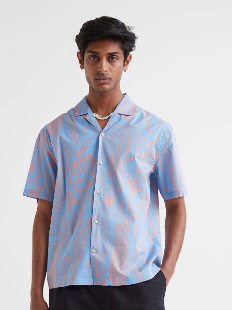 

H&M Men Blue & Peach-Coloured Relaxed Fit Patterned Resort Shirt
