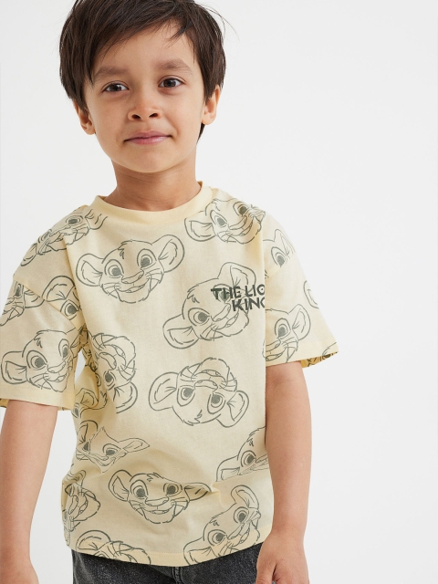 

H&M Boys Yellow The Lion King Printed T-shirt