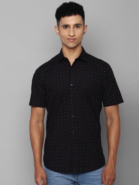 

Allen Solly Men Black Printed Cotton Slim Fit Casual Shirt