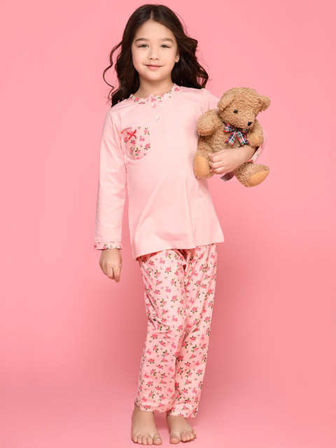 

Daffodils GIRLS WEAR Girls Peach-Coloured & Green Printed Night suit