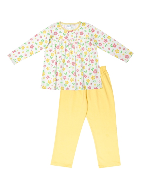

Daffodils GIRLS WEAR Girls Yellow & White Printed Night suit