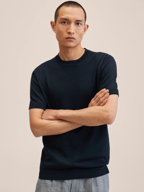 

MANGO MAN Men Navy Blue Solid T-shirt
