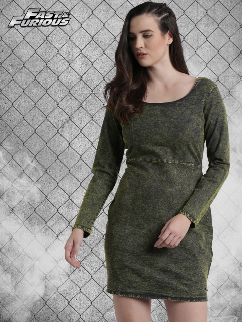 

Roadster Fast and Furious Green Solid A-Line Dress