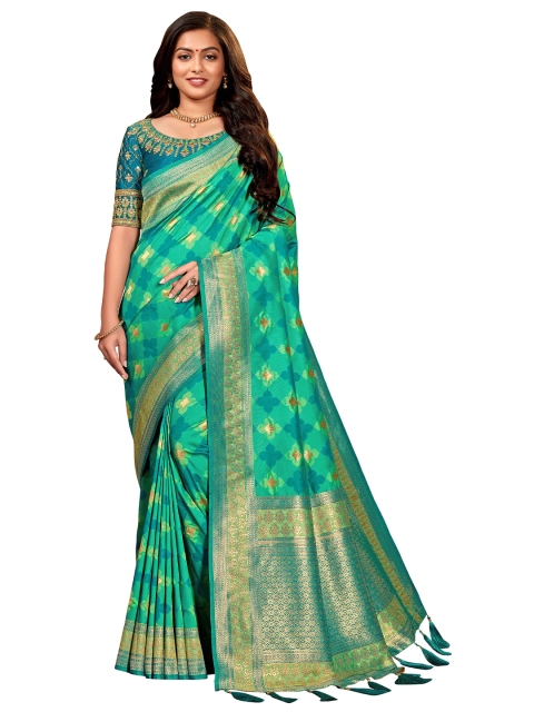

MANOHARI Green & Gold-Toned Woven Design Zari Silk Blend Banarasi Saree