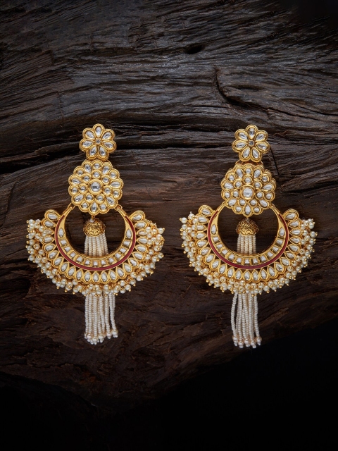 

Kushal's Fashion Jewellery Gold-Toned & White Crescent Shaped Chandbalis Earrings