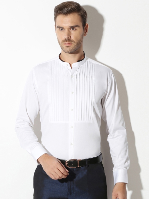 

V Dot by Van Heusen Men White Contemporary Fit Solid Formal Shirt