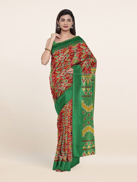 

Pothys Maroon & Green Geometric Printed Cotton Blend Saree