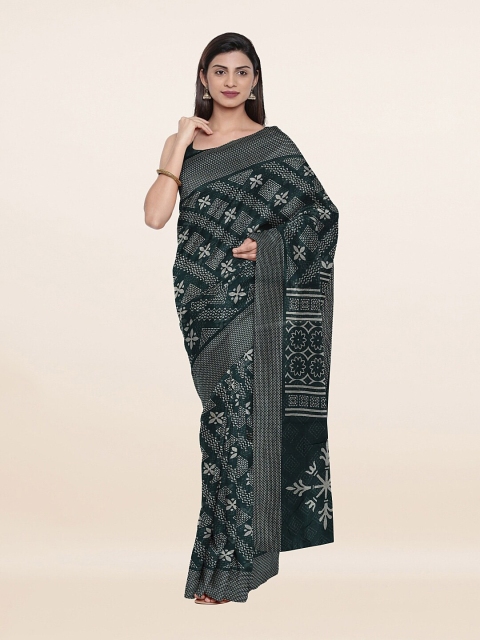 

Pothys Green & White Geometric Printed Cotton Blend Saree