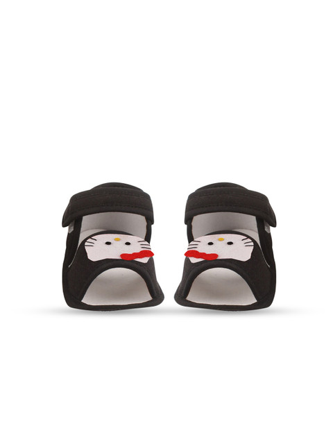

Hopscotch Unisex Kids Black & White Comfort Sandals