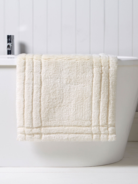

CHRISTY Off-White Cotton Rectangular Bath Rug