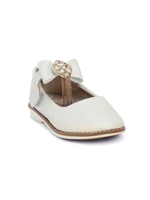 

Hopscotch Girls Beige Printed PU Slip-On Sneakers
