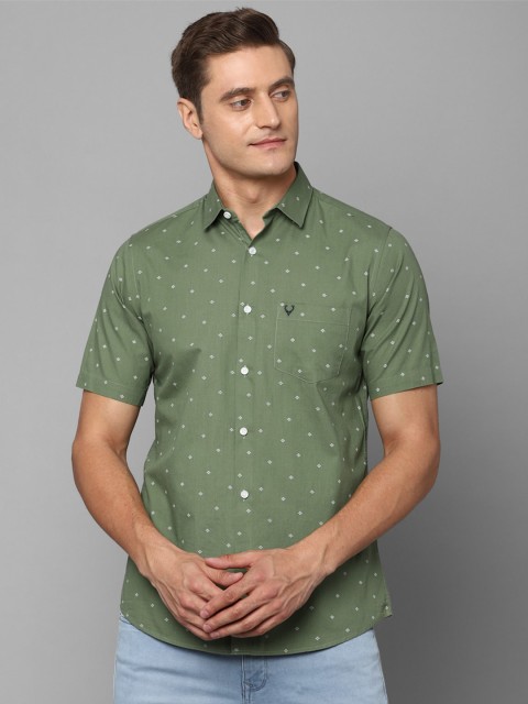 

Allen Solly Men Green Slim Fit Printed Casual Shirt