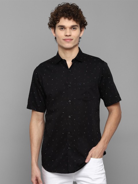 

Allen Solly Men Black Slim Fit Printed Casual Shirt