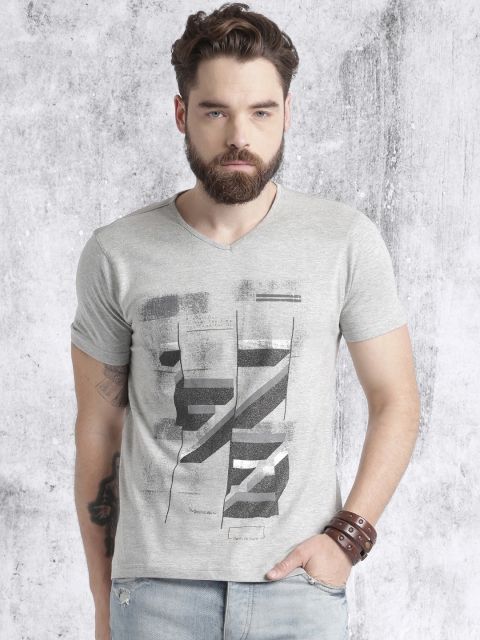 

Roadster Men Grey Melange Printed Round Neck T-shirt