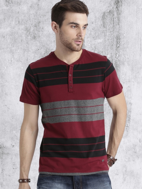 

Roadster Men Maroon Striped Henley Neck T-Shirt