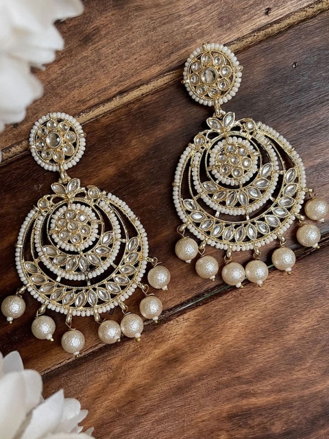 

Ishhaara White Feather Shaped Chandbalis Earrings