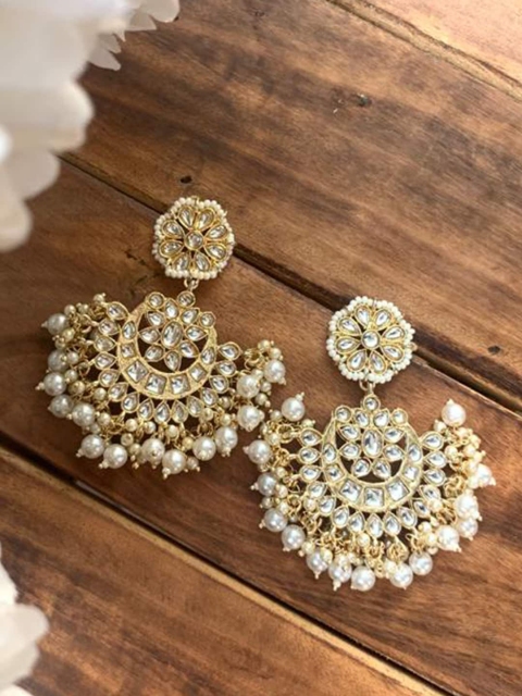 

Ishhaara Gold-Toned Circular Chandbalis Earrings